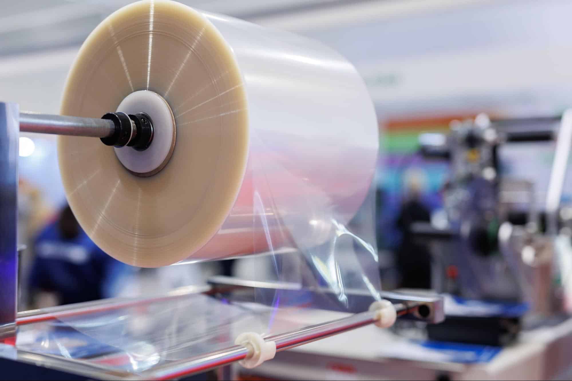 You are currently viewing Industrial Shrink Film: How to Package Large and Heavy Products Safely